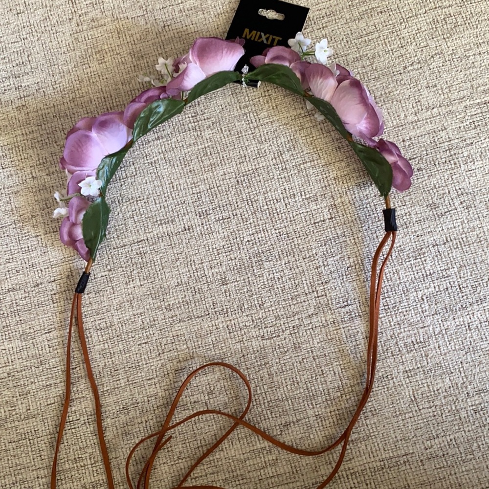 Mixit purple flower crown NWT